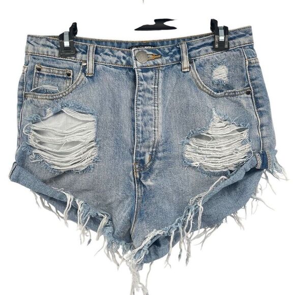 Fashion Nova Cooper Light Wash Distressed Cut-Off Button Fly Denim Shorts Large - Picture 2 of 16
